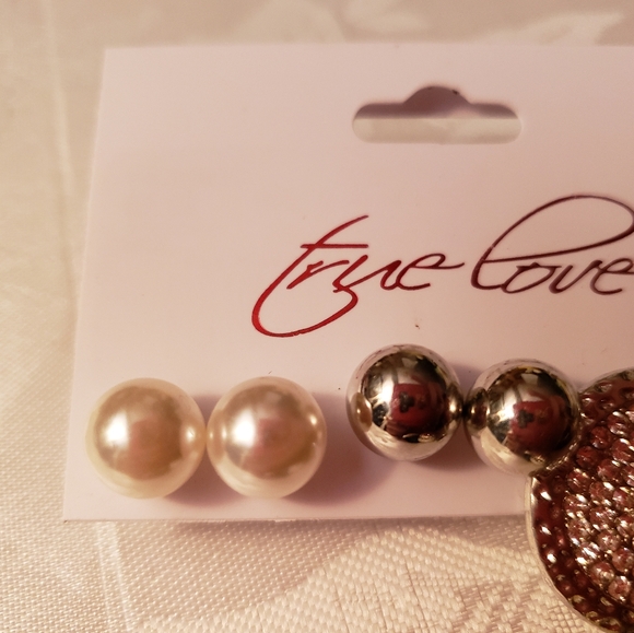 Women's Earrings 3 Pair, Blue w/Tassel 5" Long, Pearl Stud, Silver Studs NWT - Picture 3 of 8